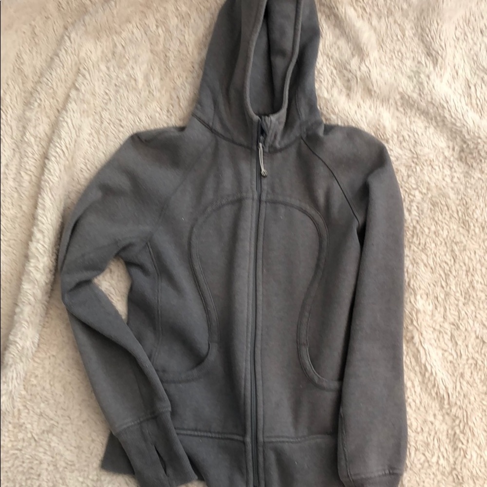 Lululemon Sweatshirt